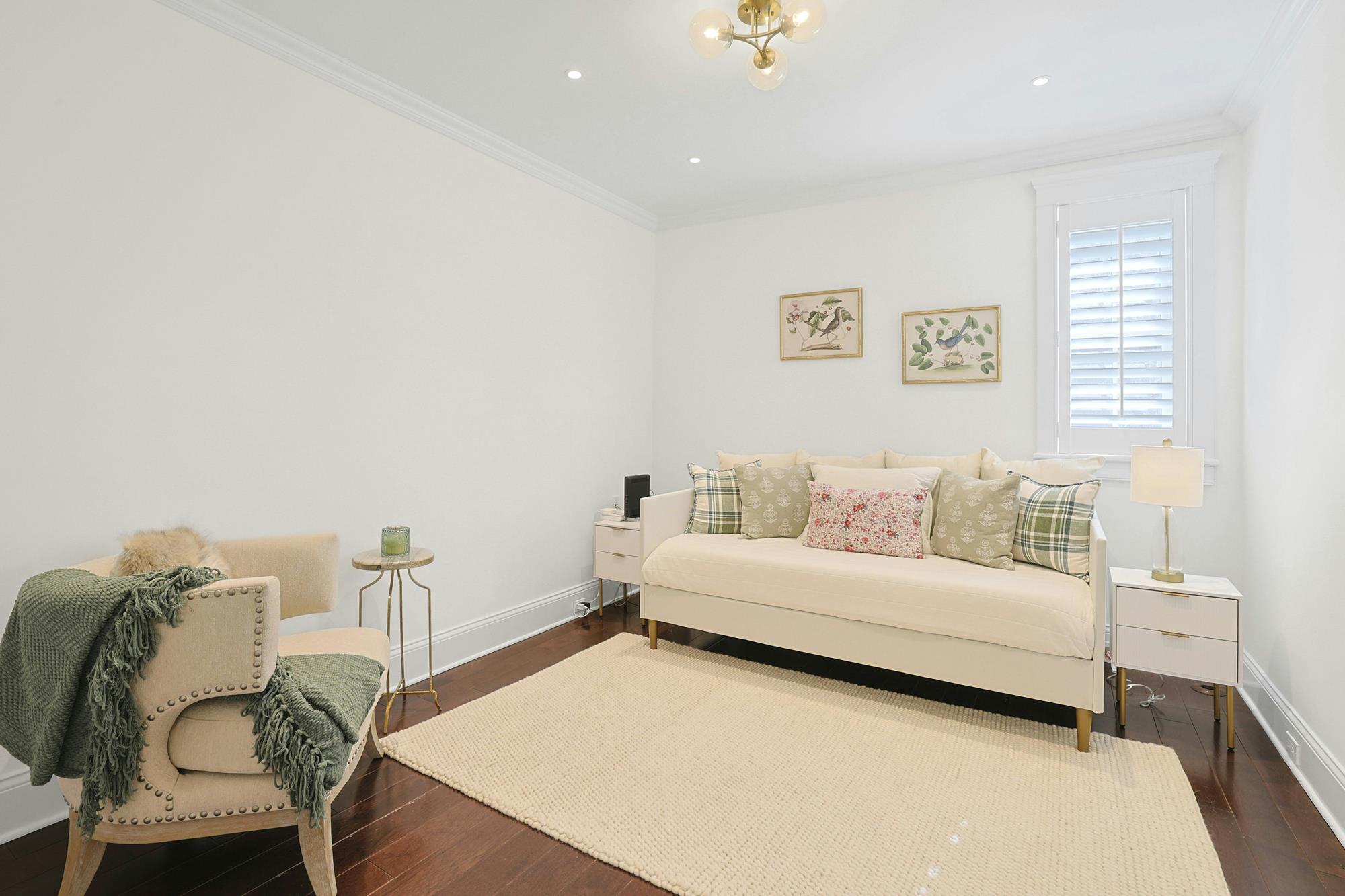 Spectacular Hudson River Views: Spacious & Modernized 4-Bd. Brick House with Decks, Patio, Outdoor Kitchen & Home Theater on Private Cul-de-Sac