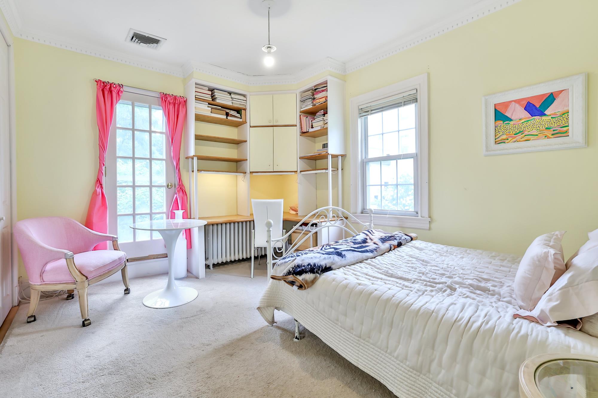 4-Bd. Dutch Center-Hall Colonial with Landscaped Garden & Wraparound Patio on Leafy Cul-de-Sac