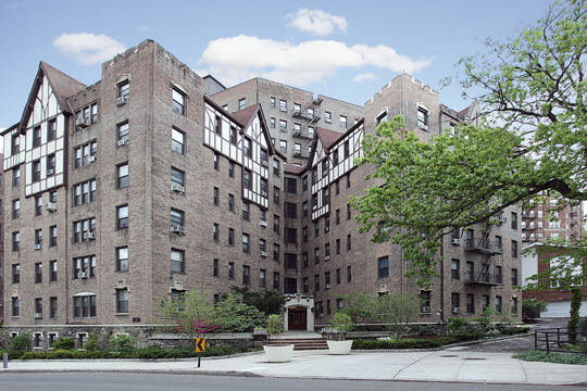 Spacious & Bright 1-Bd. Co-op with an Eat-in Kitchen in a Classic Prewar Building