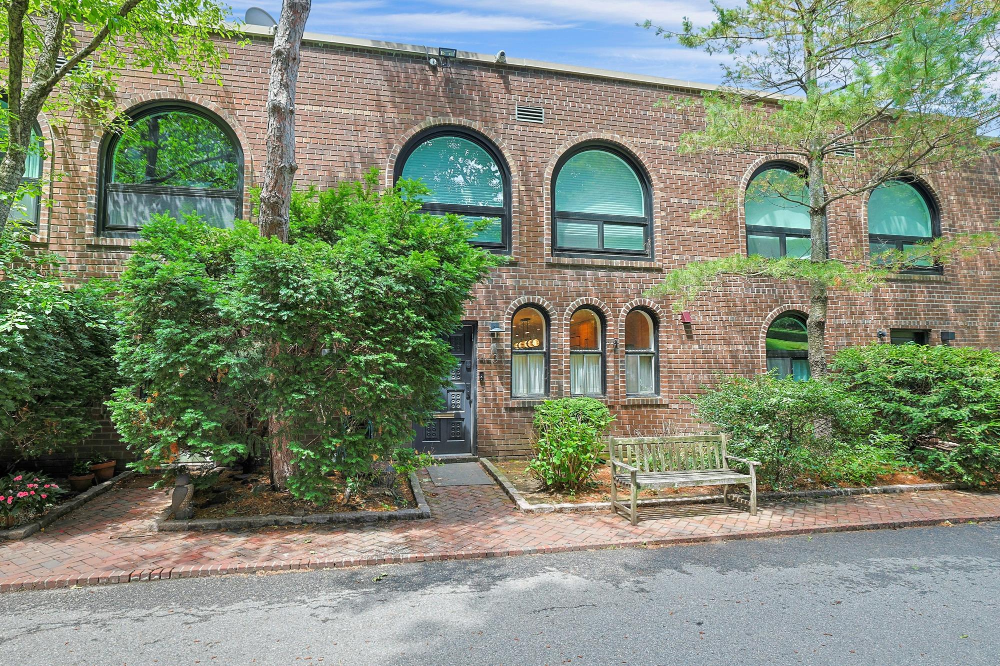 Spacious & Newly Renovated Triplex Townhouse with Luxe Condo Amenities, Seasonal Water Views, Deck, Garden & 2 Parking Spaces on Cul-de-Sac