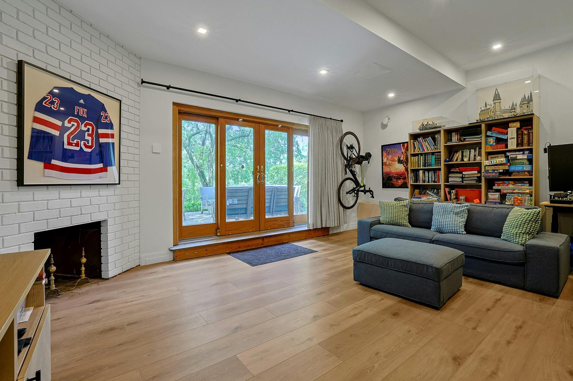 Spacious & Newly Renovated Triplex Townhouse with Luxe Condo Amenities, Seasonal Water Views, Deck, Garden & 2 Parking Spaces on Cul-de-Sac