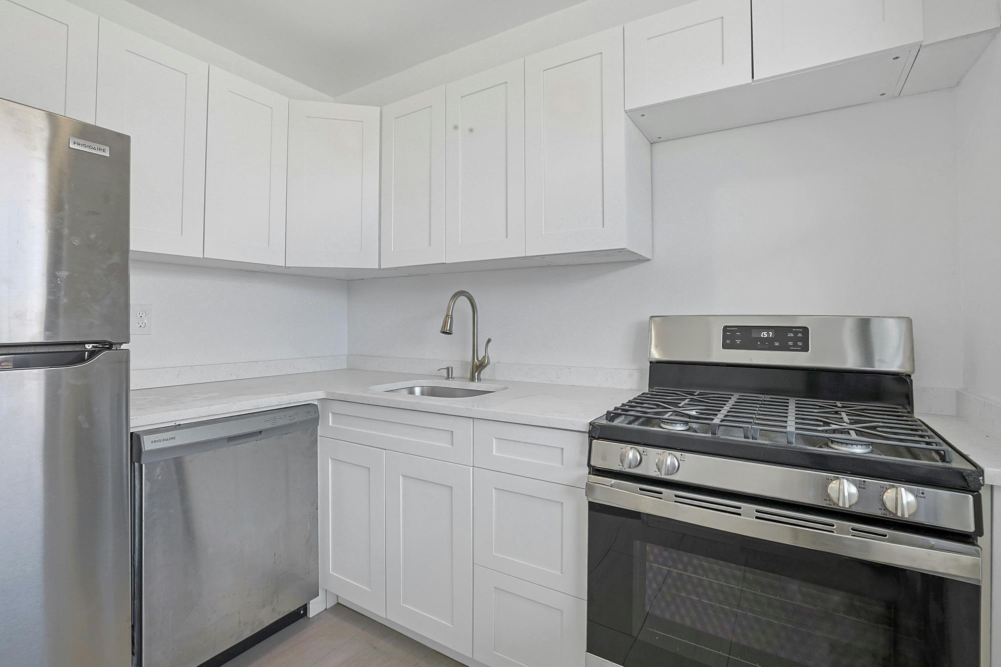 Luxury 1-Bd. Co-op with Spectacular River View, Sunset Balcony, Swimming Pool, Doormen & Parking Availability