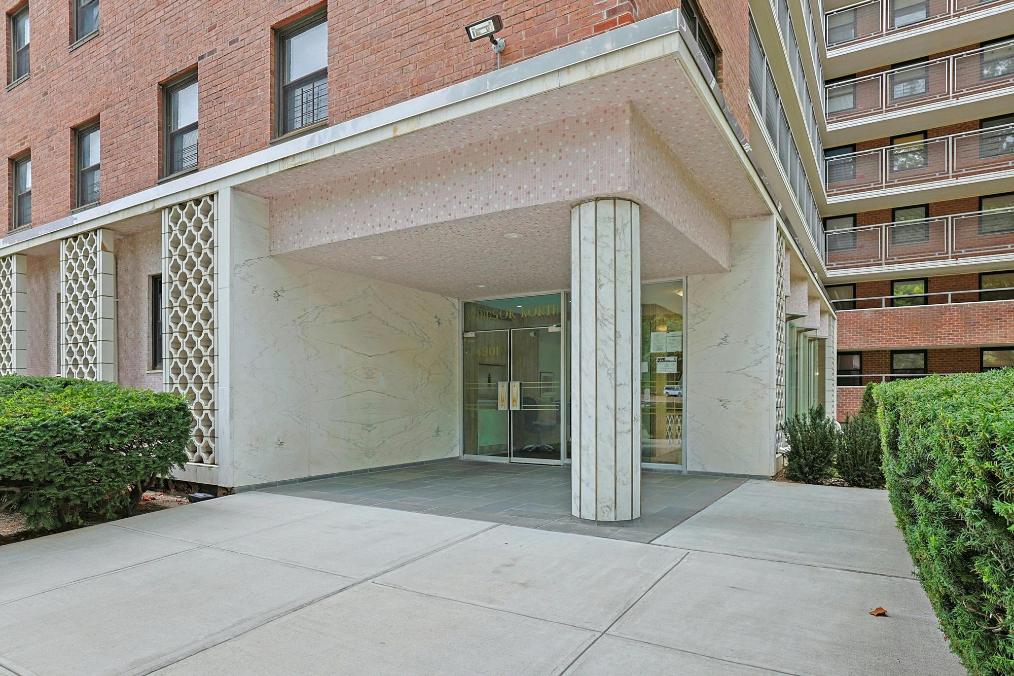 Luxury 1-Bd. Co-op with Spectacular River View, Sunset Balcony, Swimming Pool, Doormen & Parking Availability