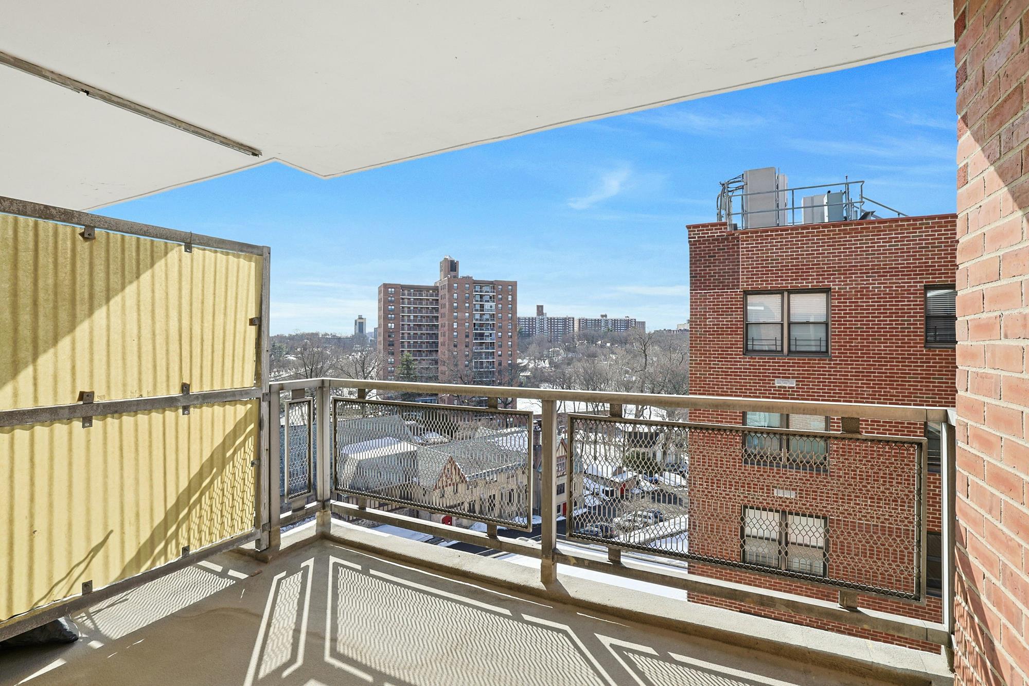 Luxury 1-Bd. Co-op with Spectacular River View, Sunset Balcony, Swimming Pool, Doormen & Parking Availability