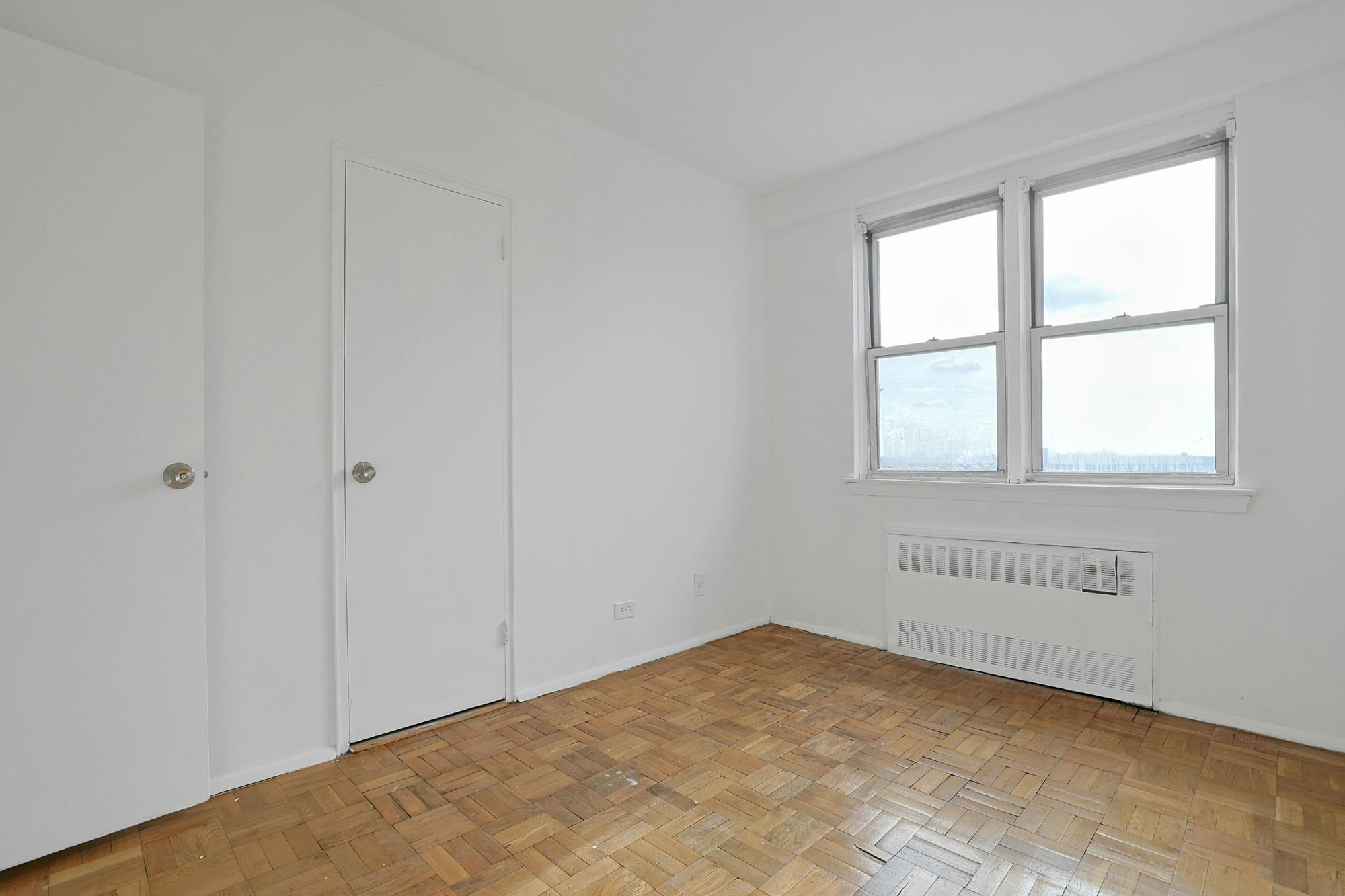 Spacious & Bright, Top-Floor 2-Bd. Co-op with Doormen