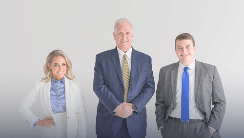 HIRING EXPERIENCED LAWYERS