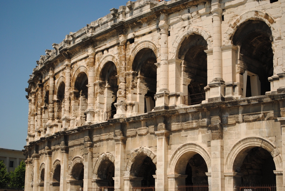 Nîmes
