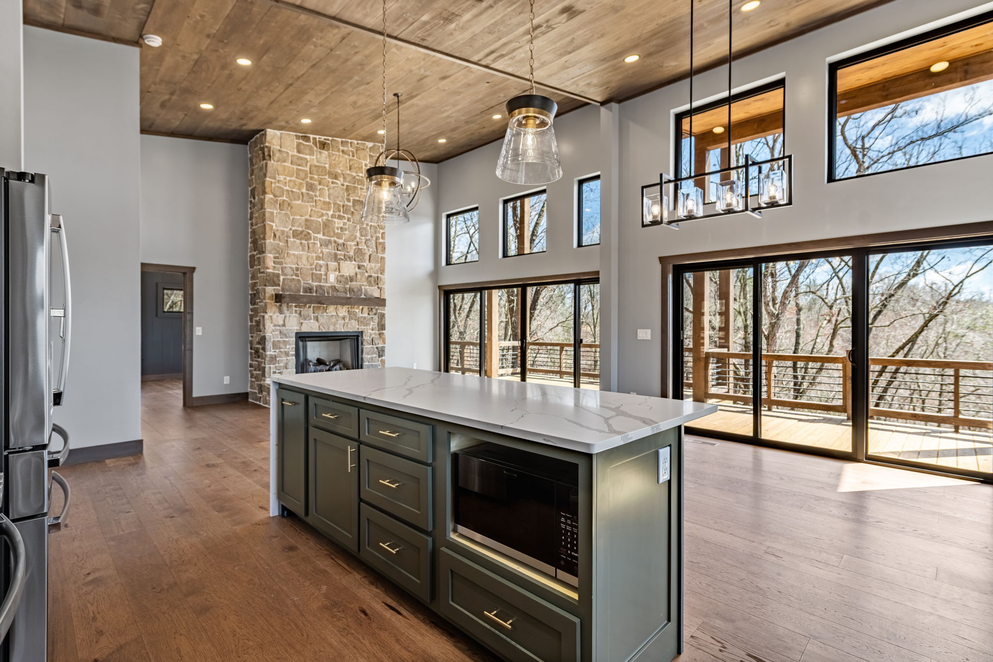 195 Wolf Creek Mountain Road custom home detail 2