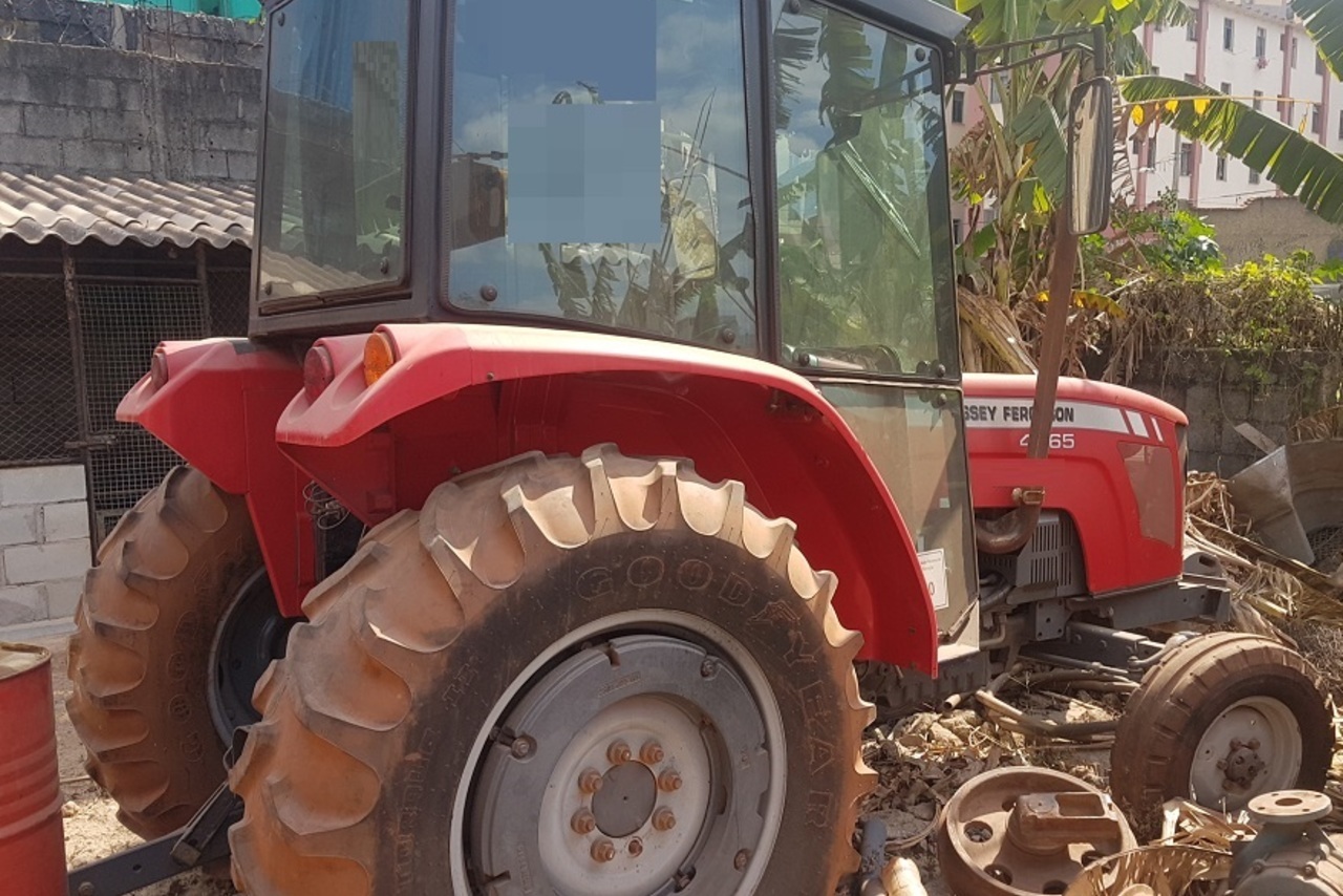trator-massey-ferguson-4265-12-12-bhloc-trucadao-br