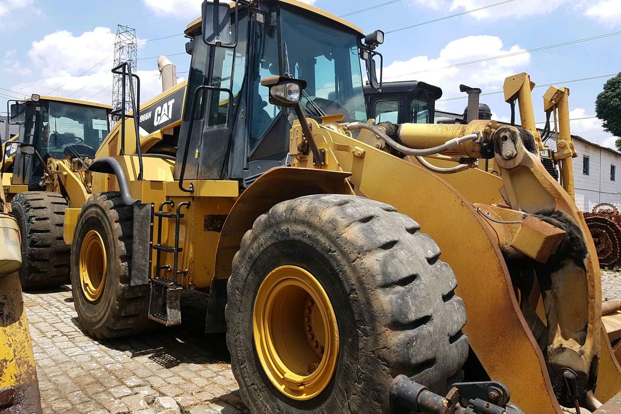 p-carregadeira-caterpillar-966-10-10-serveng-s-a-trucadao-br