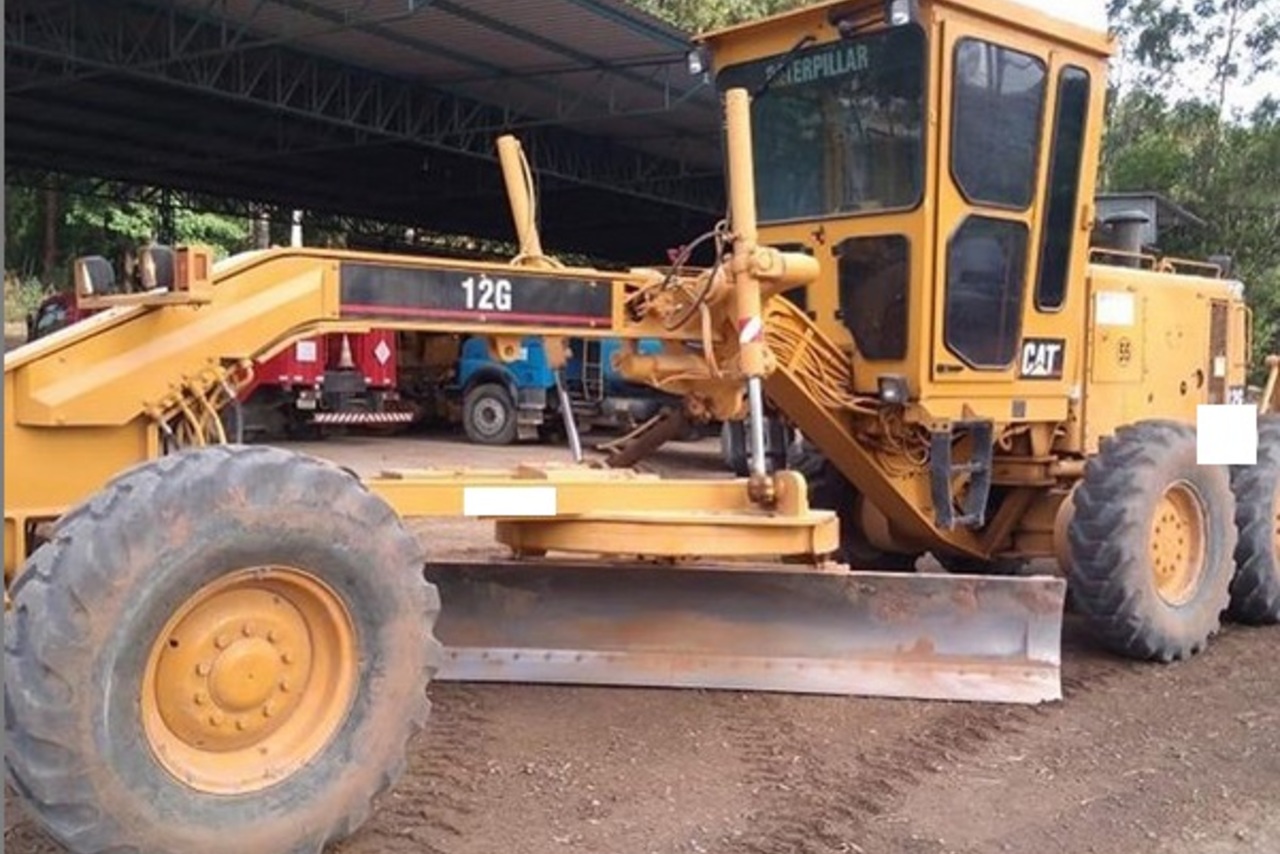 Motoniveladora Caterpillar 12G 93 93 BHLOC Trucadao br motoniveladora-caterpillar-12g-93-93-bhloc-trucadao-br