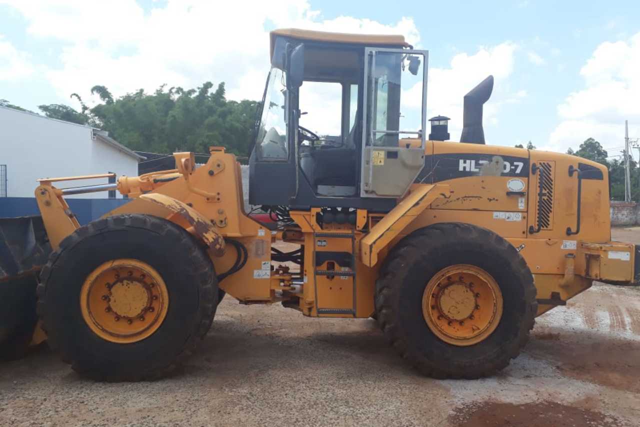 Hyundai hl740 7
