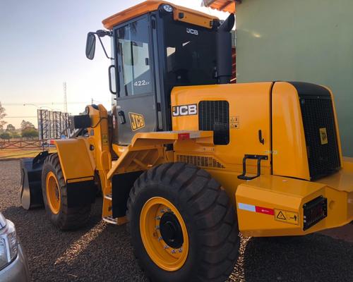 JCB 422 ZX 21/21 - Pá carregadeira à venda - Trucadão