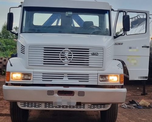 Mercedes Benz MB2635