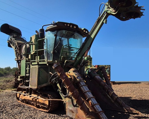 John Deere  CH570 - 20/20