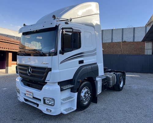 Mercedes Benz MB2040