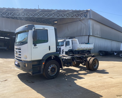 Volkswagen 17-260 E Constel. 4x2