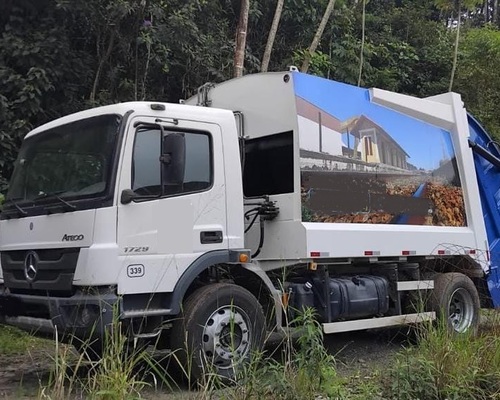 Mercedes Benz MB1719