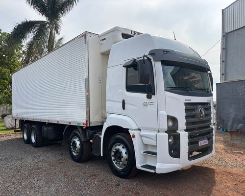 Volkswagen 30-330 Constellation 8x2 - 21/22