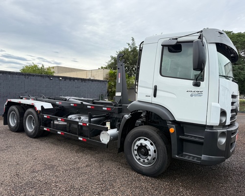 Volkswagen 26-280 Constellation 6x4