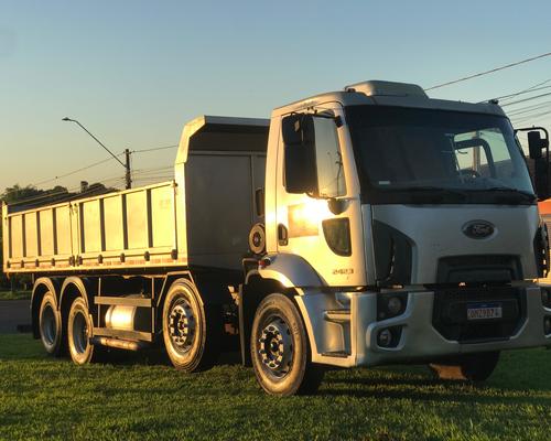 Ford Cargo2423