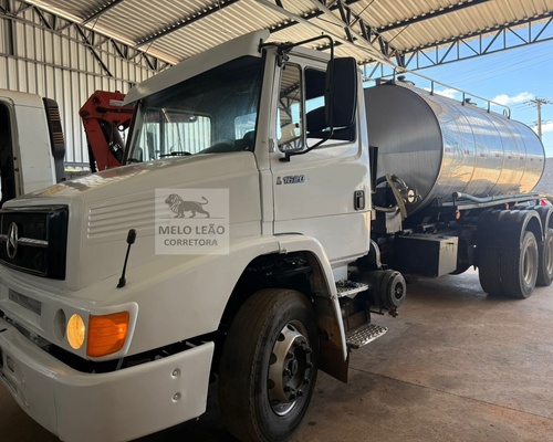 Mercedes Benz MB1620