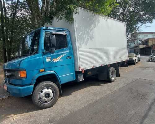 Mercedes Benz MB710 - 07/08