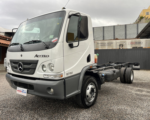Mercedes Benz MB1016 Accelo