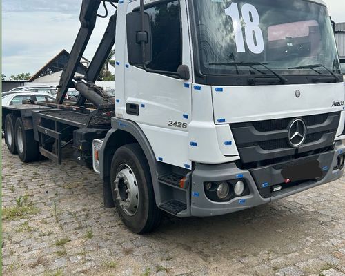 Mercedes Benz MB2426