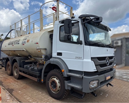 Mercedes Benz MB3131