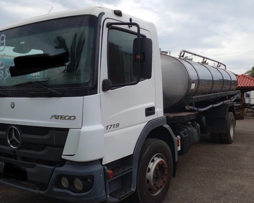 Mercedes Benz MB1719