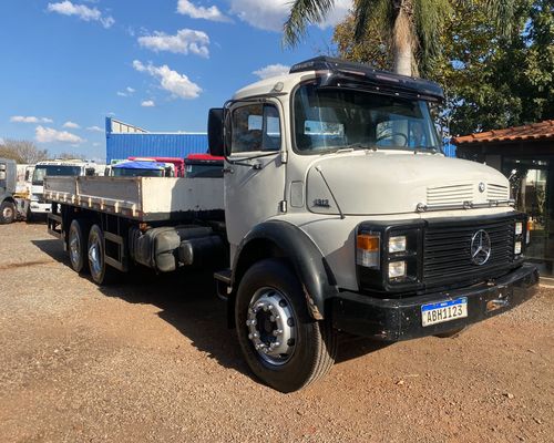 Mercedes Benz MB1313 - 82/82