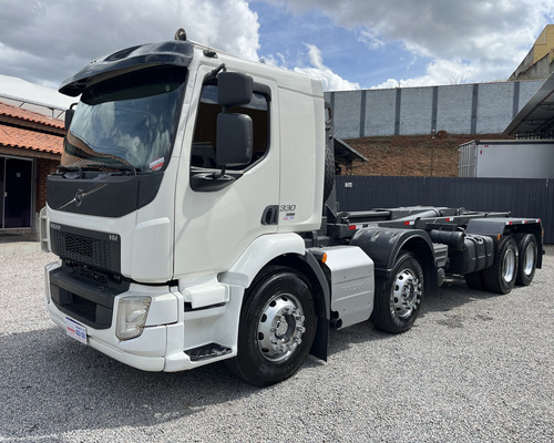 Volvo VM 330