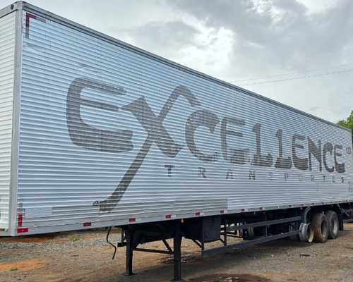 Joinville Implementos Carreta Baú 3 eixos - 19/19