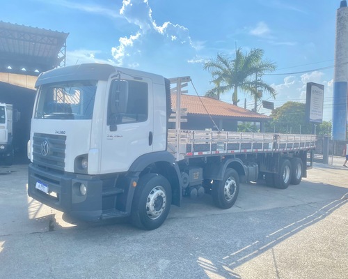 Volkswagen 24-280 E Constellation 8x2