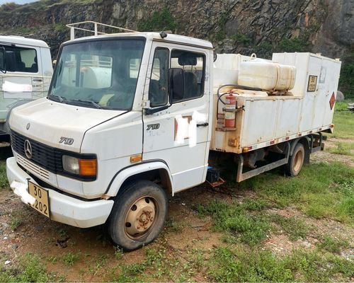 Mercedes Benz MB710 - 06/06