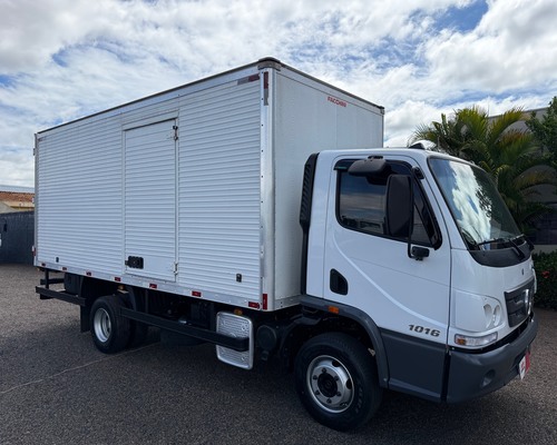 Mercedes Benz MB1016 Accelo - 13/13