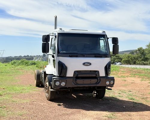 Ford Cargo1723