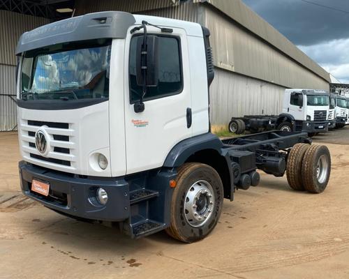 Volkswagen 17-260 E Constel. 4x2