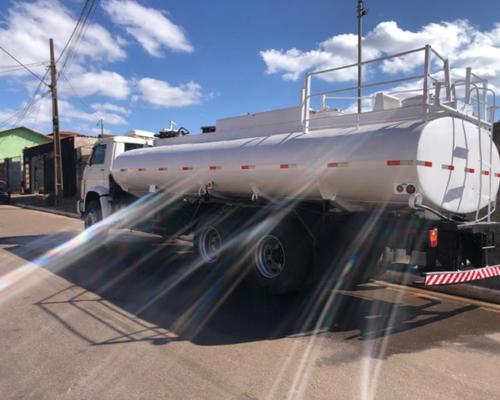 Volkswagen 26-260 E Constel. 6x4