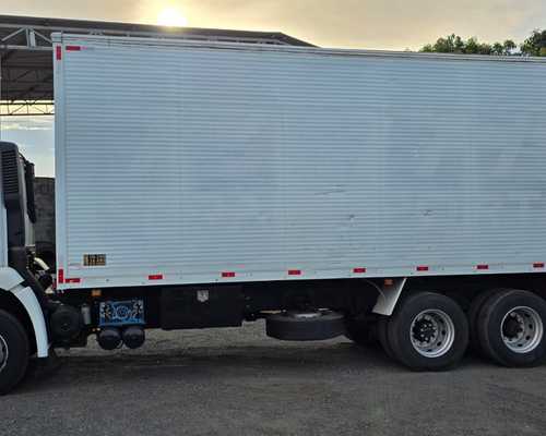 Volkswagen 24-250 E Constellation 3-Eixos - 10/11