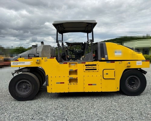 Dynapac CP2700 - 