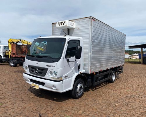 Mercedes Benz MB1016 Accelo - 15/15