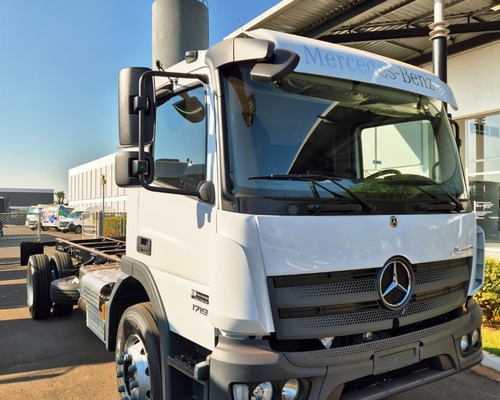 Mercedes Benz MB1719