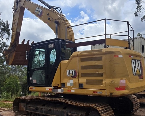 Caterpillar  320 - 21/21