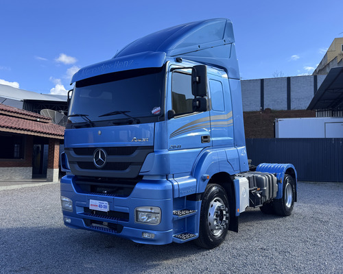 Mercedes Benz MB2040