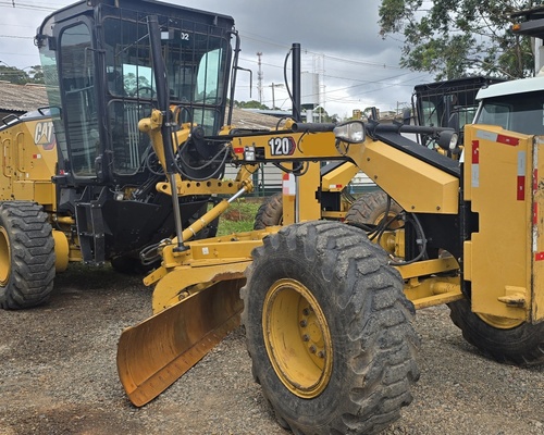 Caterpillar  120 - 21/21