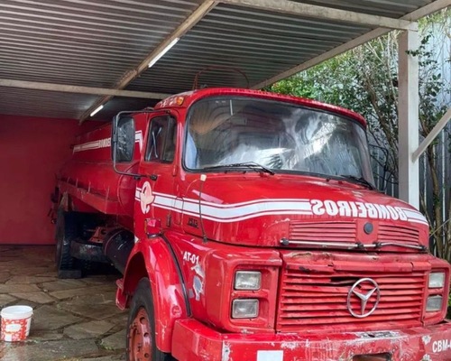 Mercedes Benz MB1513