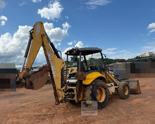 New Holland  LB90 - 05/05