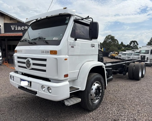 Volkswagen 24 220